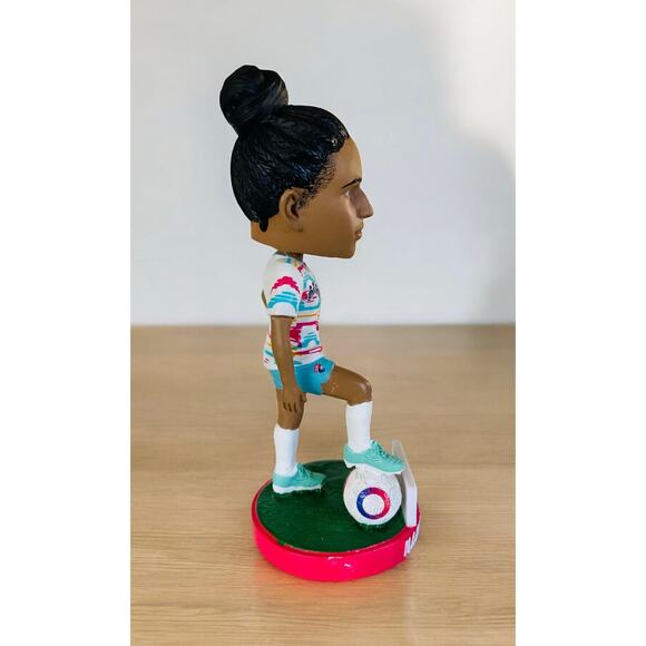 NEW in Box Naomi Girma 2024 Kaiser Bobblehead San Diego Wave FC Soccer Sports - Picture 6 of 9